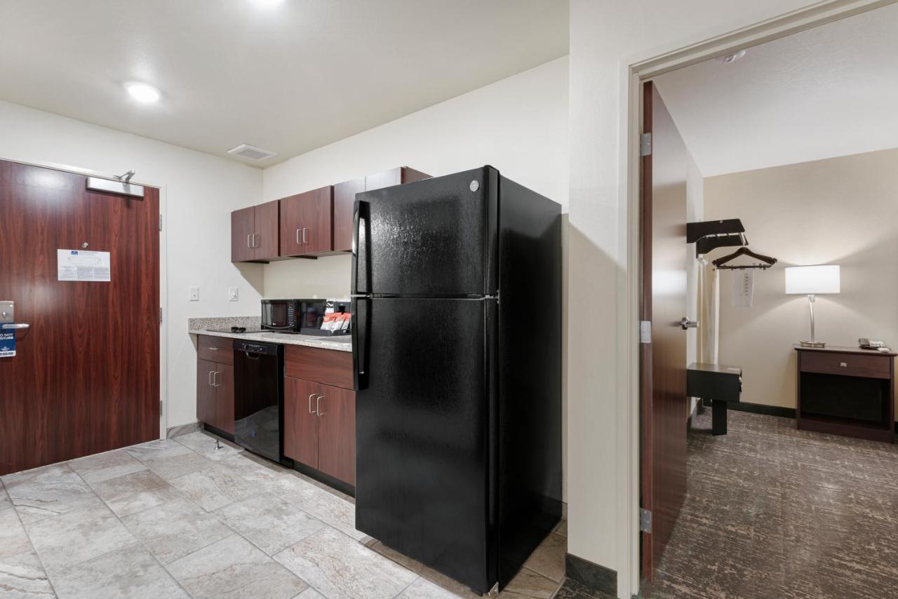 Cobblestone Hotel&suites - Hotel Urbana