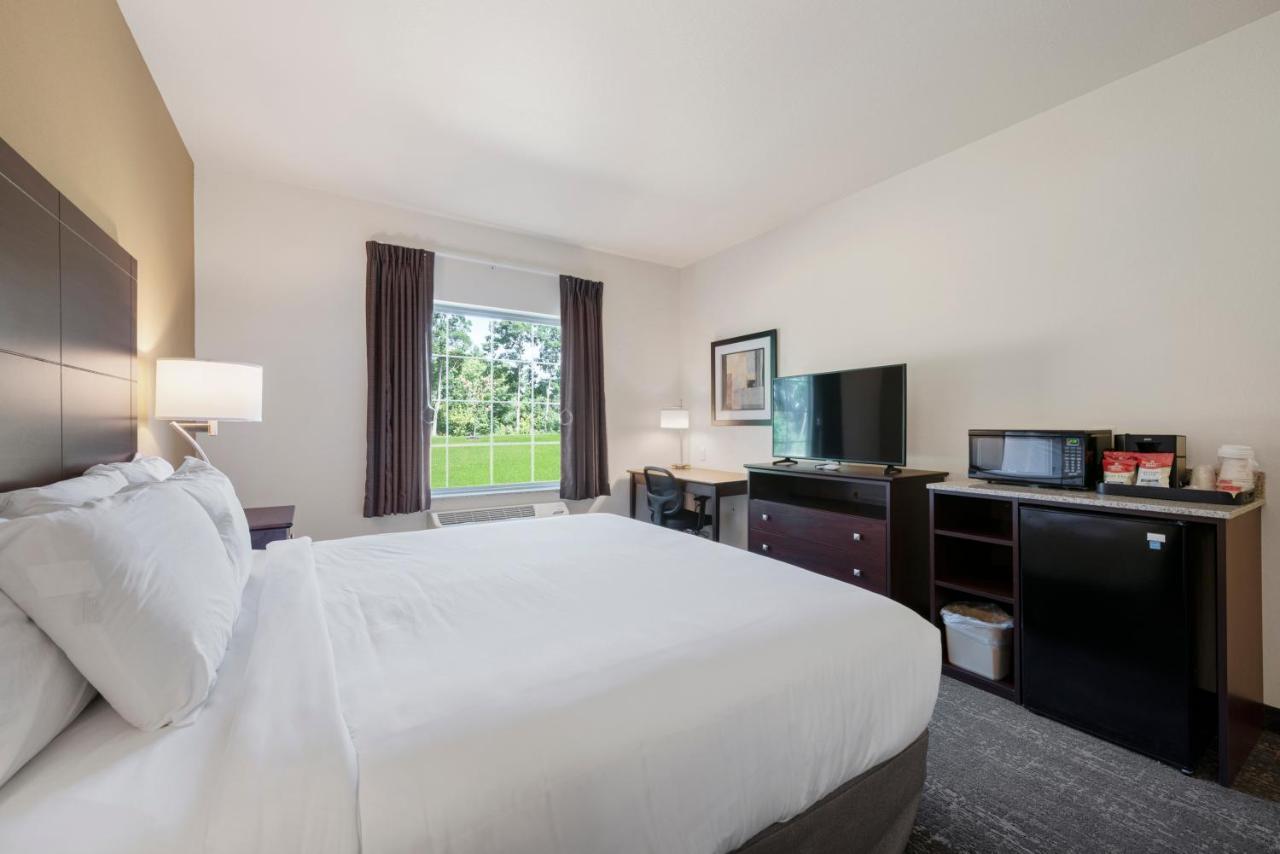 Hotel Cobblestone Hotel&suites -