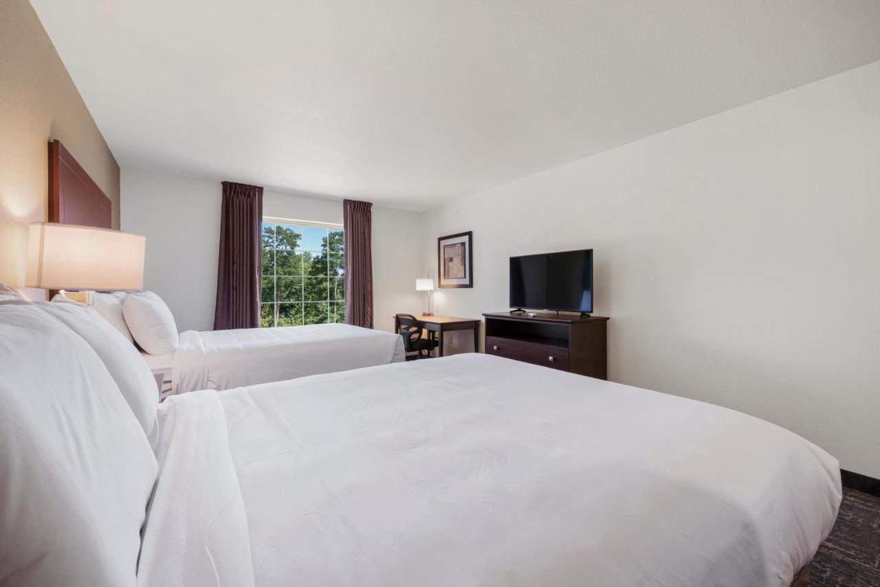 Cobblestone Hotel&suites - Hotel 3*