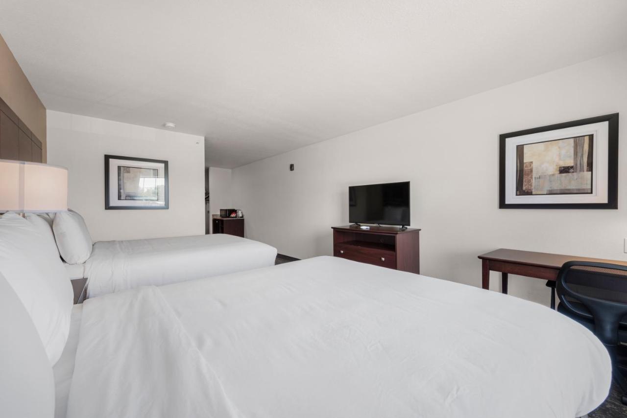 Cobblestone Hotel&suites - Hotel 3*