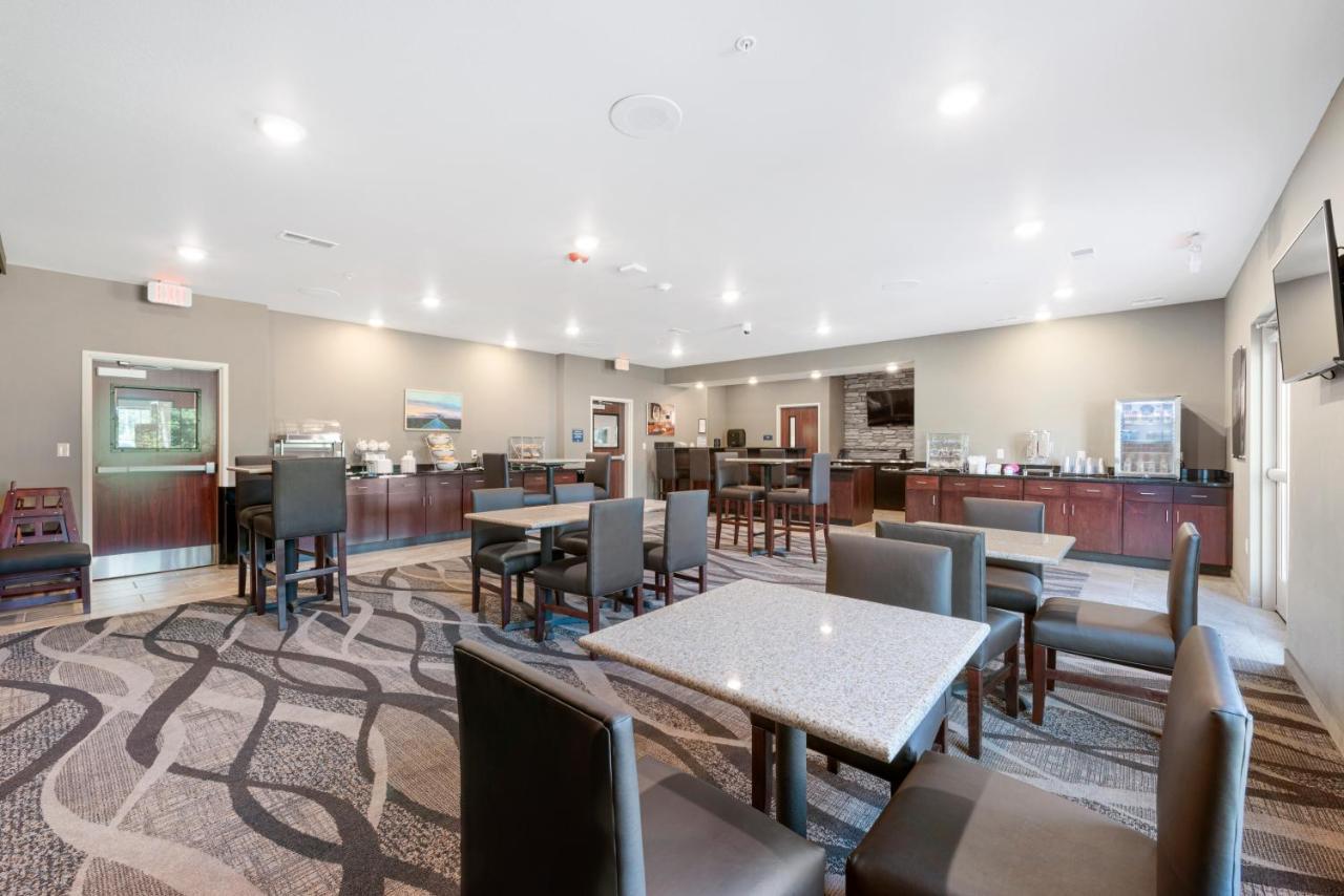 Hotel Cobblestone Hotel&suites - Urbana