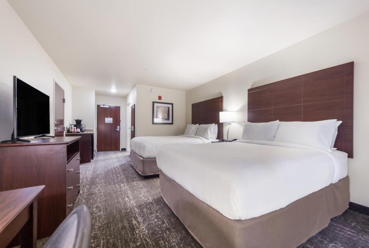 Hotel Cobblestone Hotel&suites - 3*