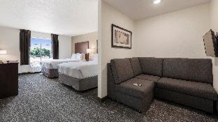 Cobblestone Hotel&suites - Urbana