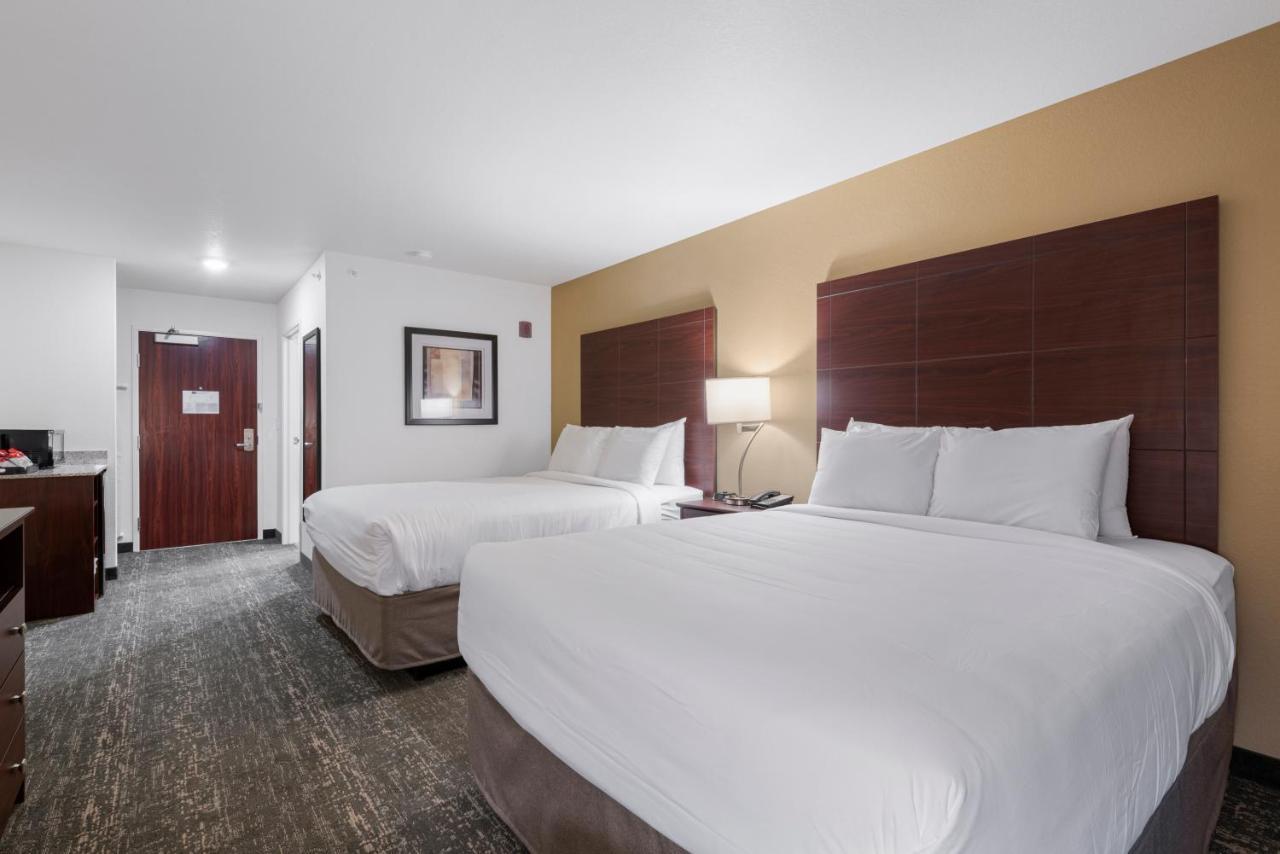Hotel Cobblestone Hotel&suites - 3*